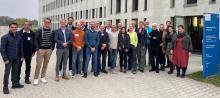 Gemeinsames Foto der Teilnehmer:innen